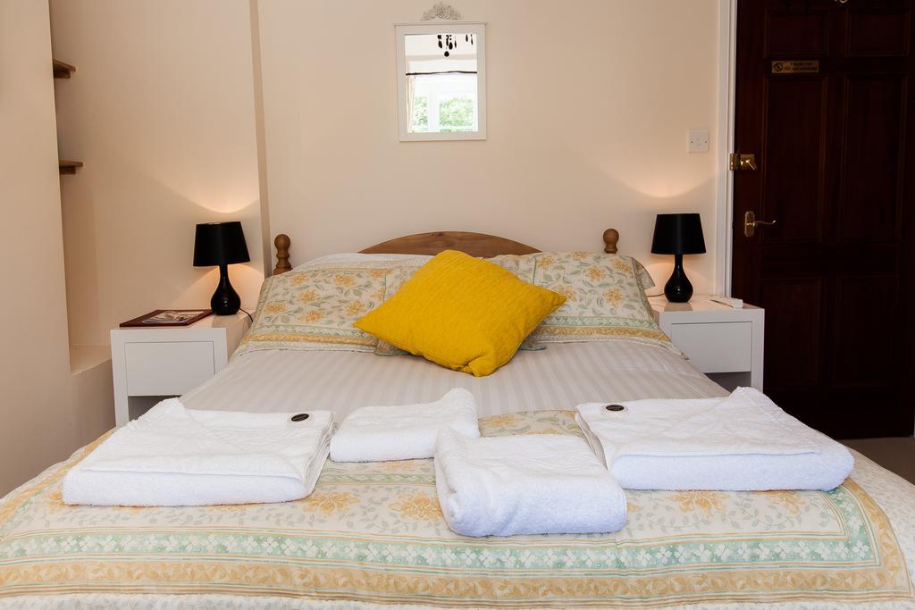 The Three Horseshoes Hotel Alton  Zewnętrze zdjęcie